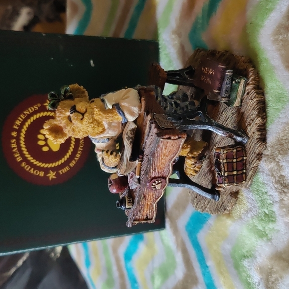 ✔️BOYDS BEARS & FRIENDS VINTAGE AMY BEARSDALE IS IT LUNCHTIME FIGURINE - Picture 2 of 5